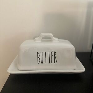 White‎ Butter Dish with Lid